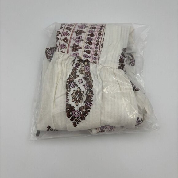 Knox Rose Women's Medium Flutter Short Sleeve Top White Paisley Boho Lightweight - Picture 5 of 5